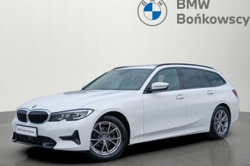 BMW 318i Sport Line Shadowline Keyless Asystenci ACC Martwe pole